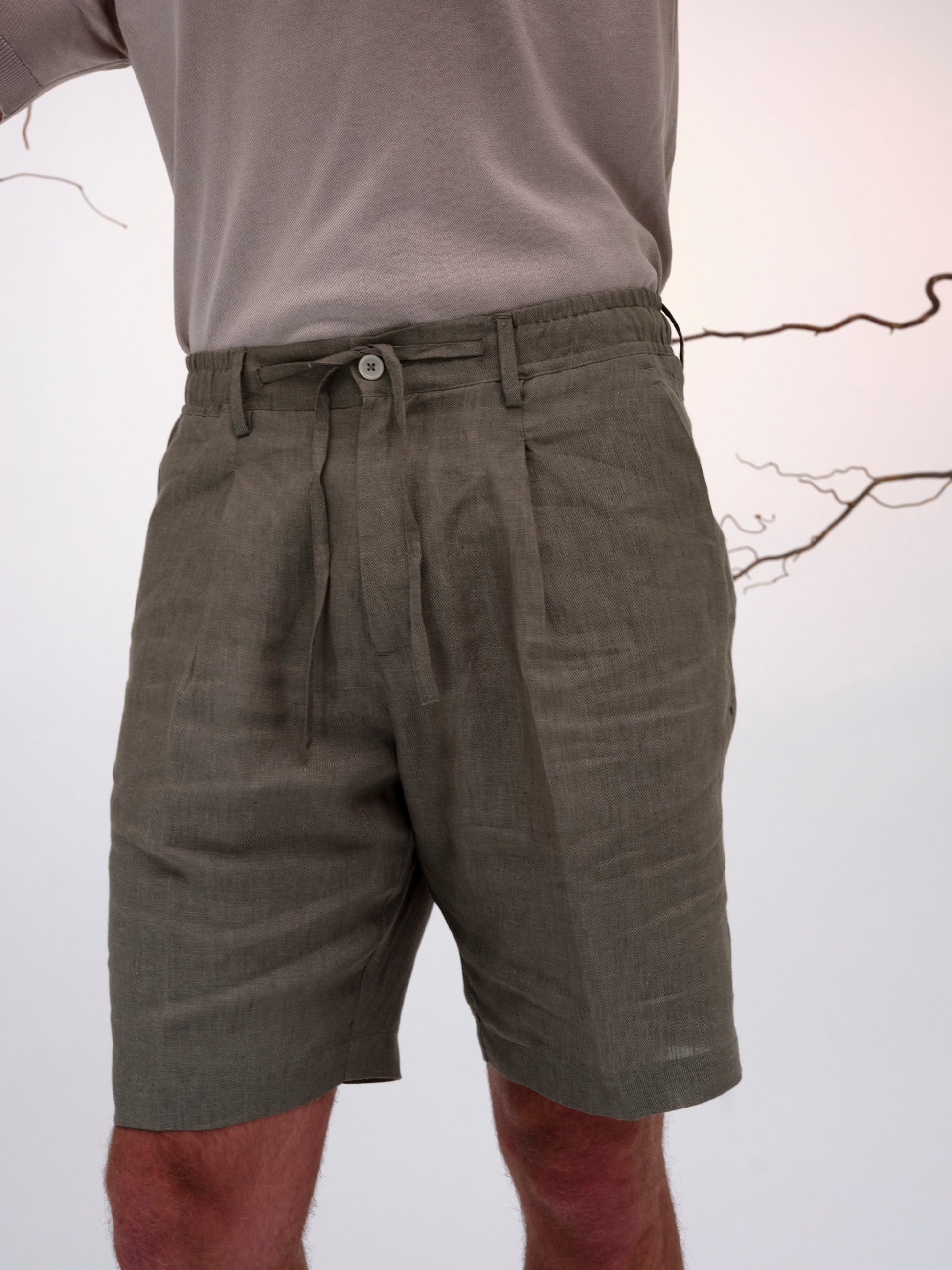 TOMMASO BERMUDA LINEN GREEN