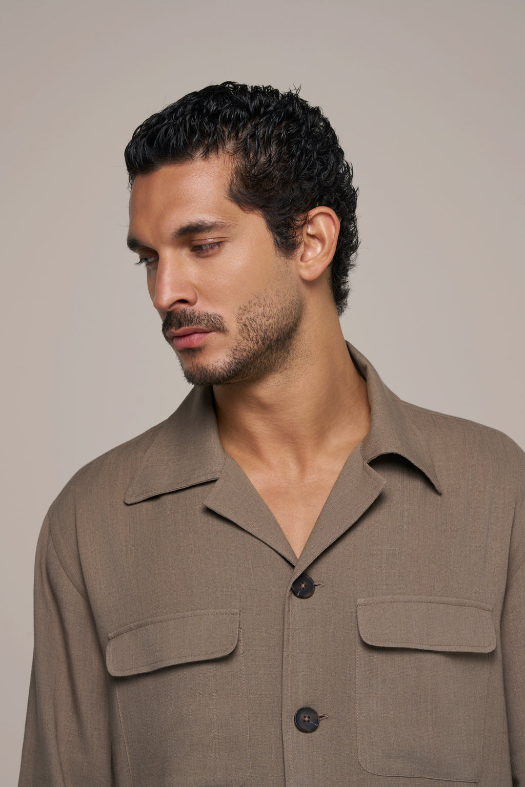 JACKET/ SHIRT TWO POCKET TAUPE BROWN WITH DARK BROWN BUTTON IN LINEN