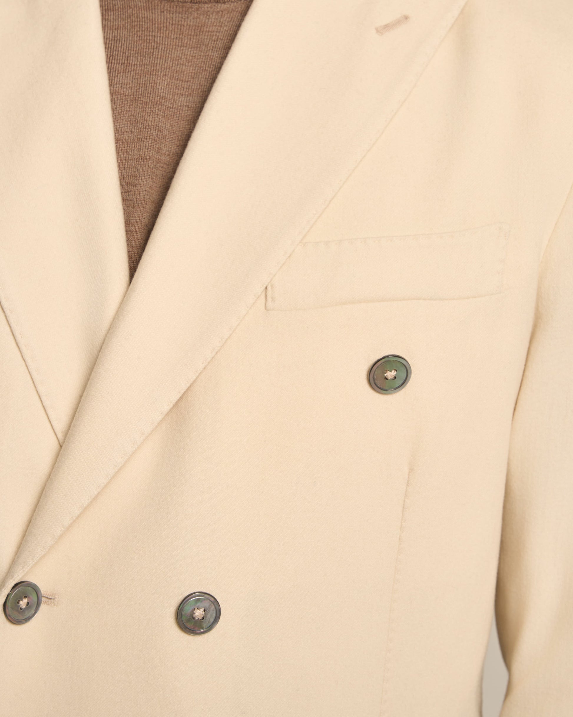 DOUBLE BREST JACKET BUTTER WHITE IN MICRO CASHMERE