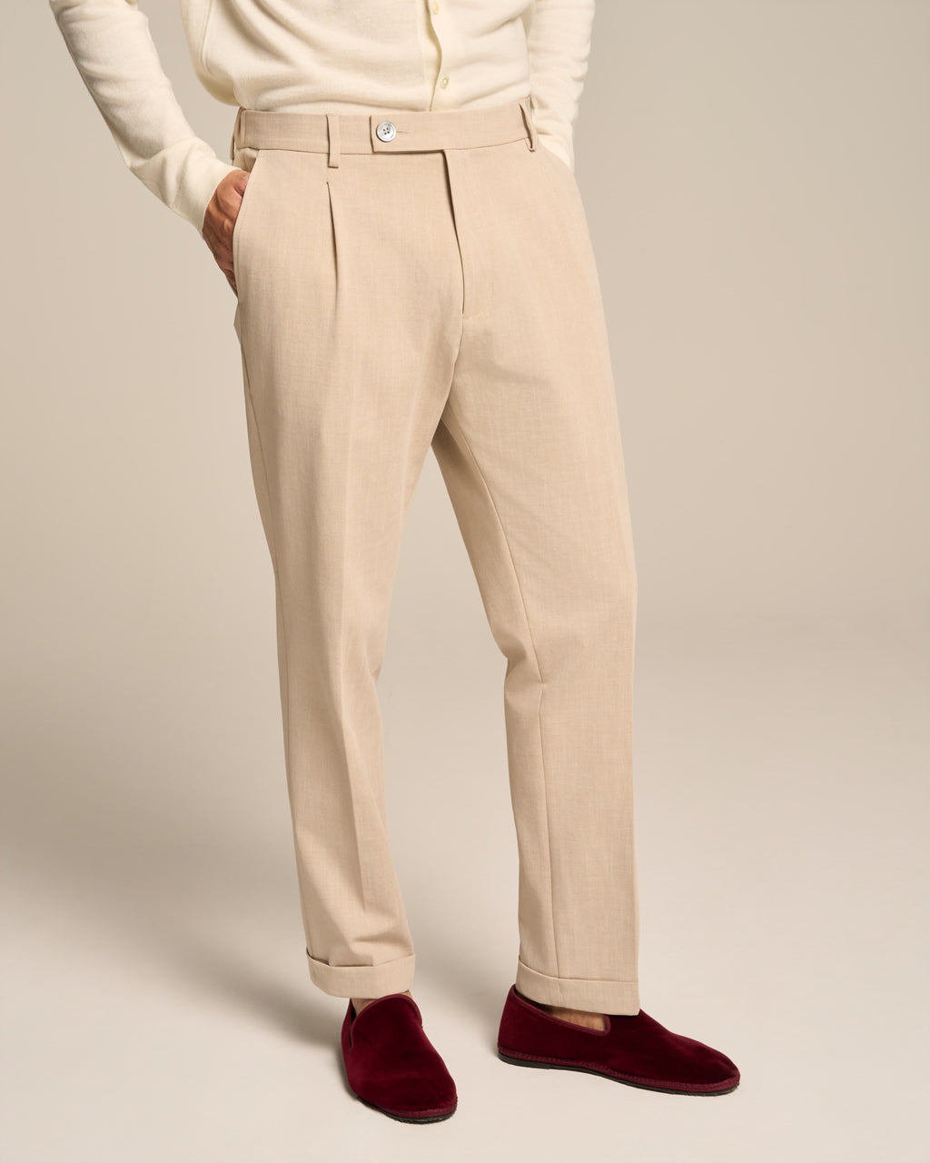 COMFORT TROUSER PEARL SAND IN TECHNO LINEN