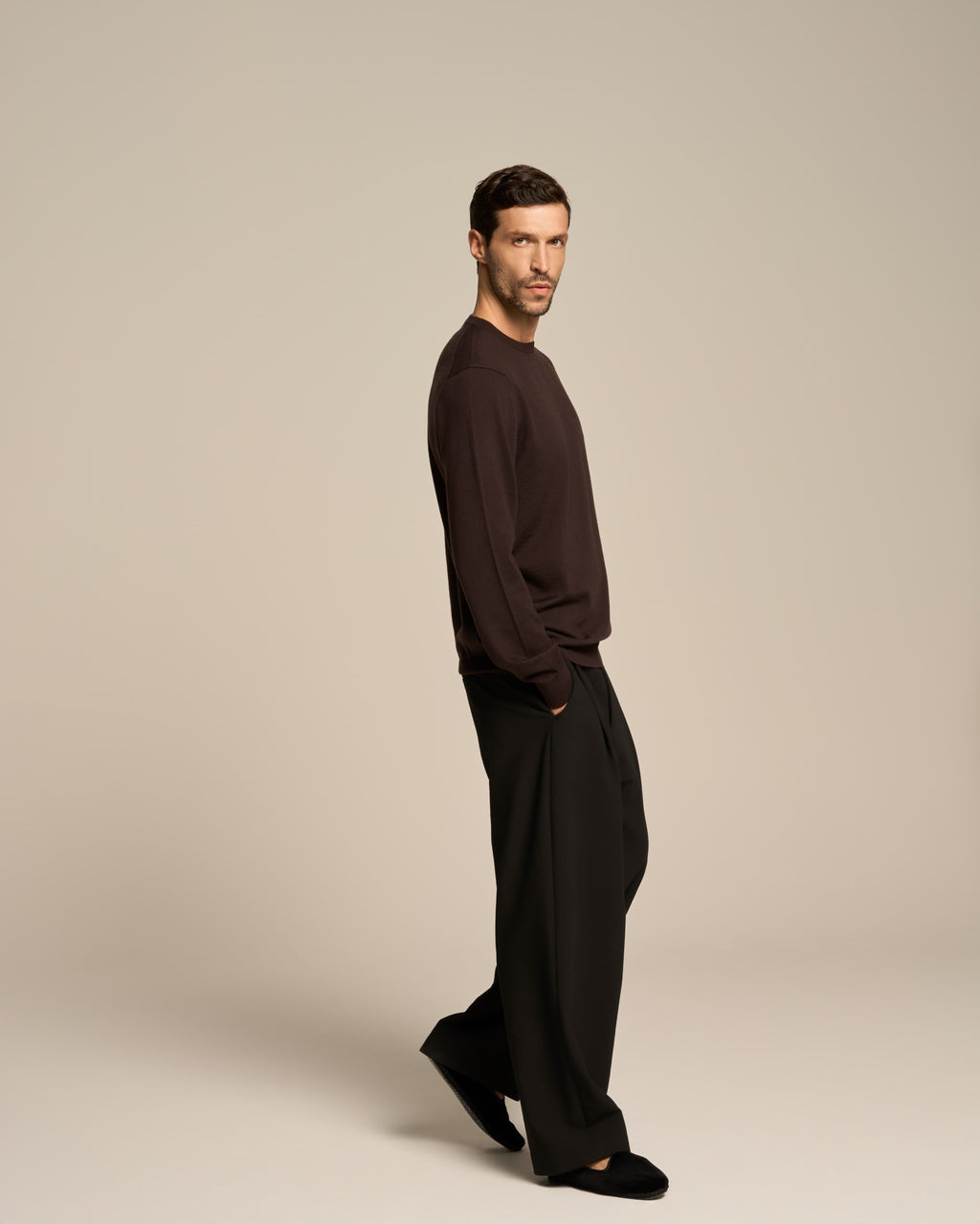 SWEATSHIRT CIRCLE NECK PRECIOUS BROWN