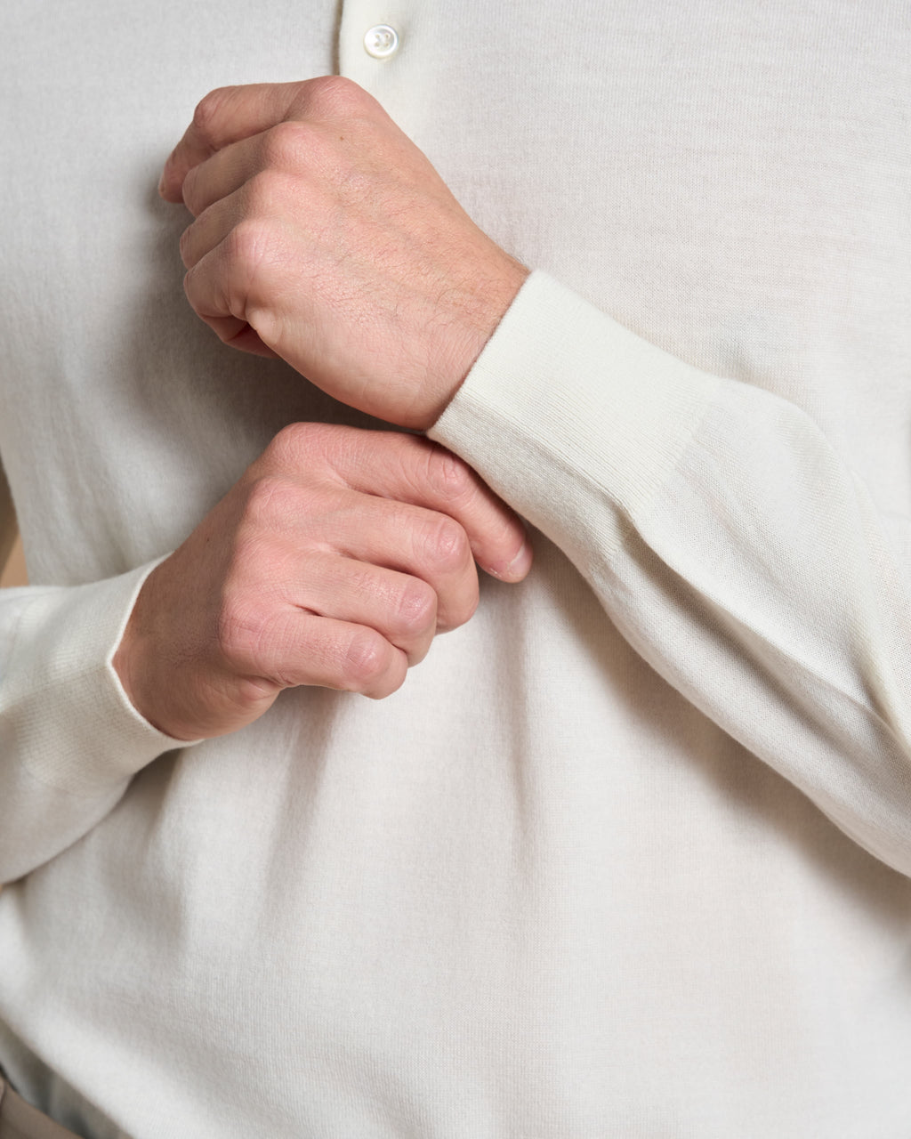 POLO BUTTON IN MILK WHITE