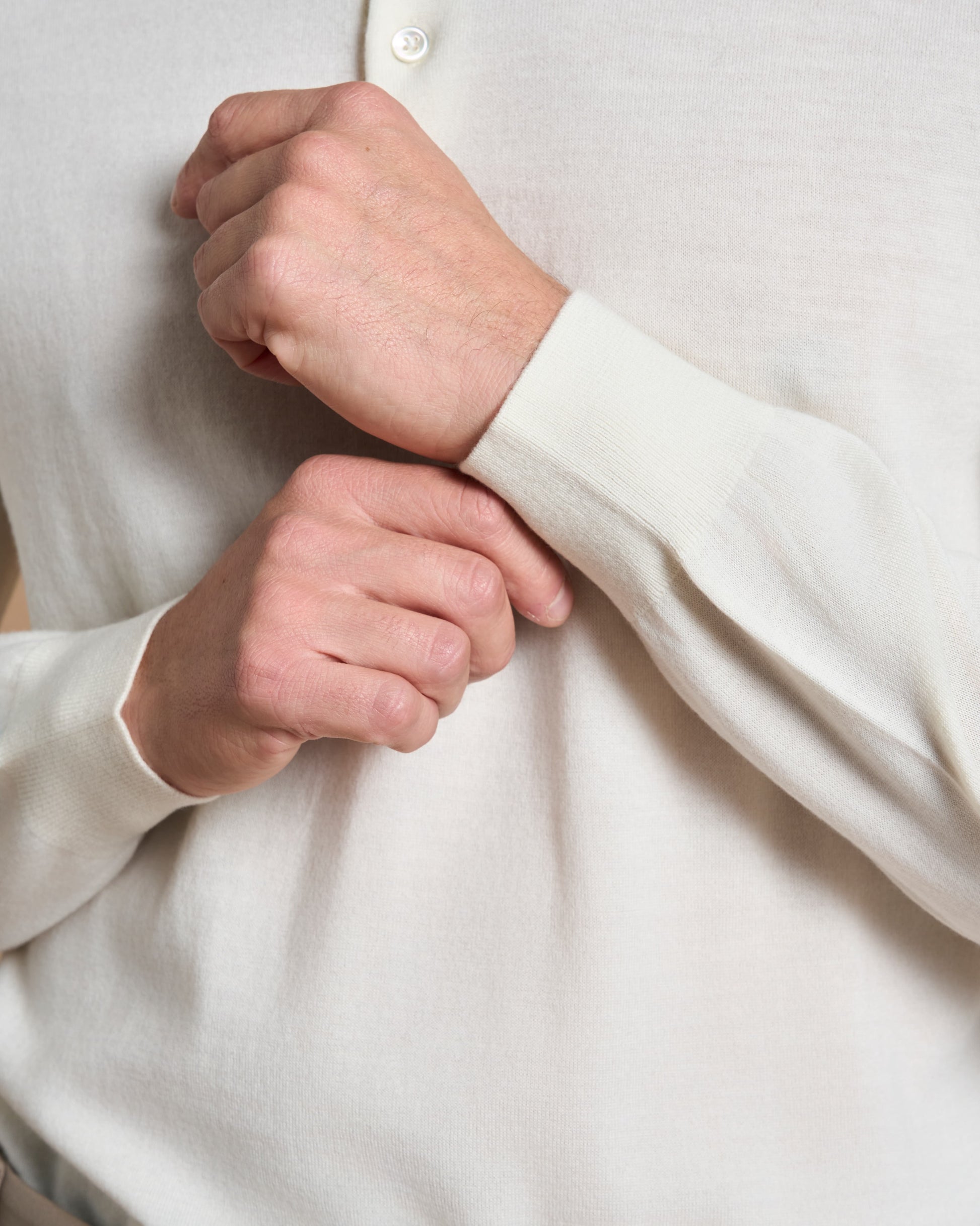 POLO BUTTON IN MILK WHITE