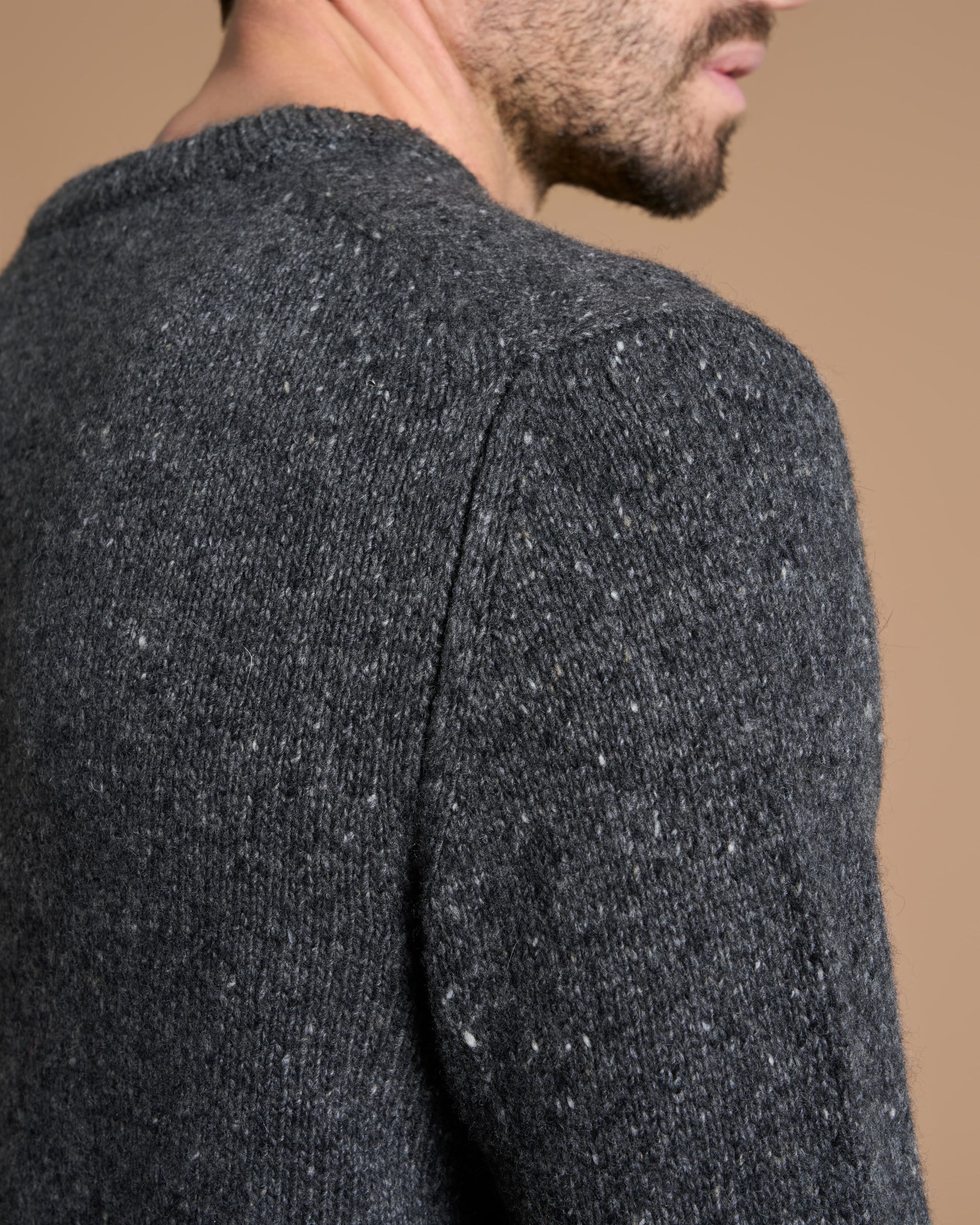 PULLOVER CIRCLE NECK SMOKE GREY