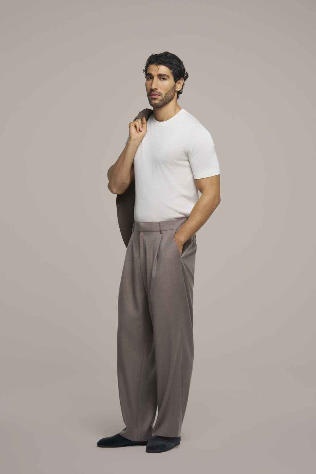 CLASSY T-SHIRT WARM WHITE