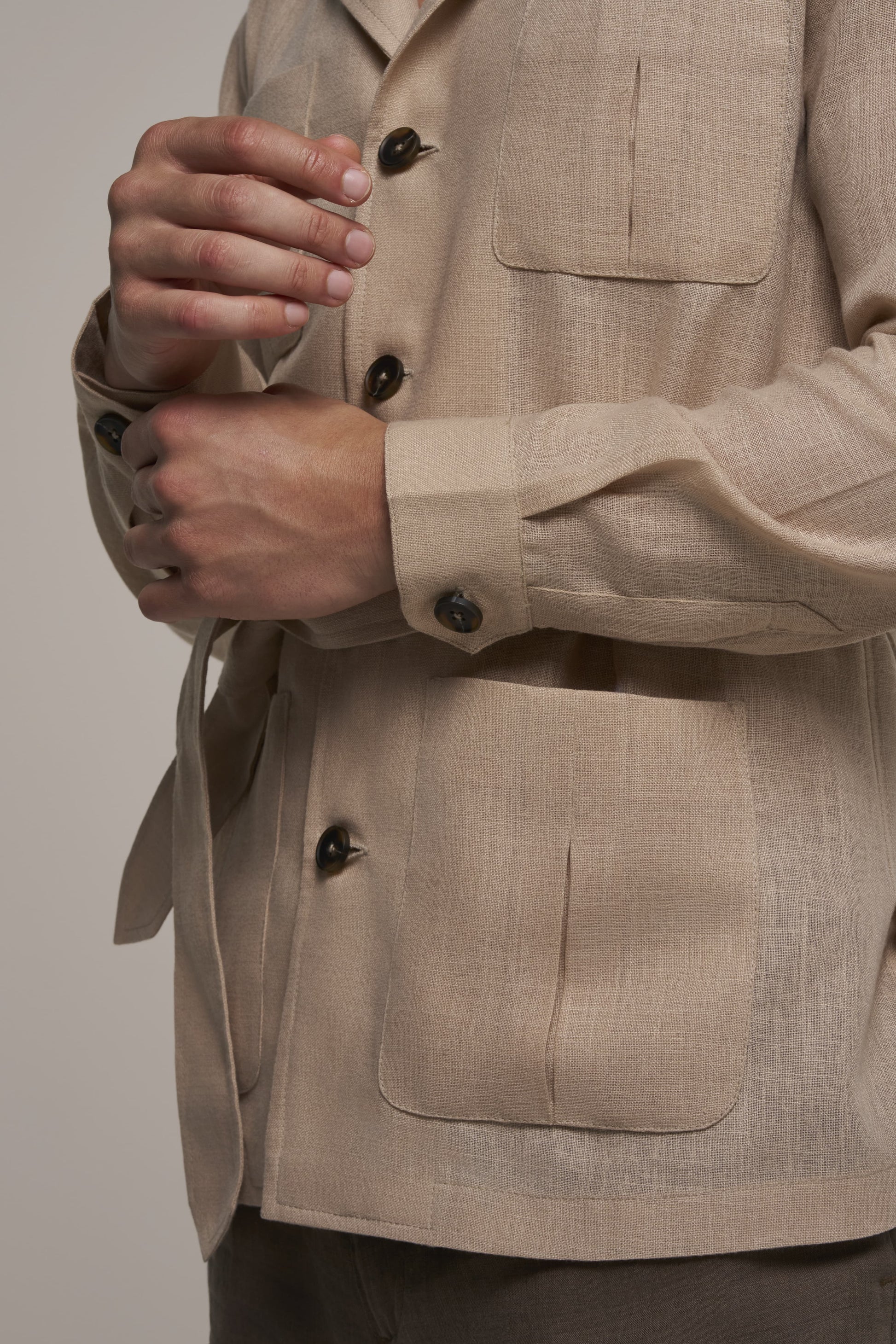 SAFARI JACKET SOFT SAND IN LINEN