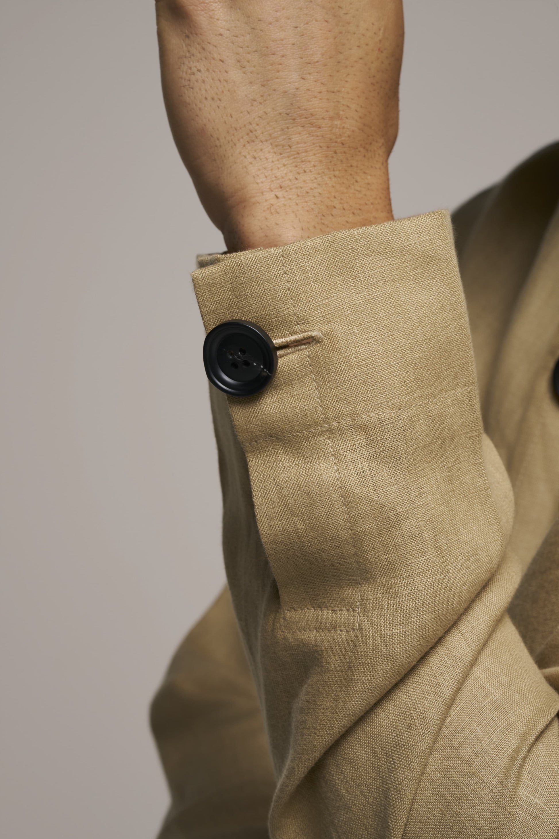 SHIRT KOREAN NECKLESS STYLE ONE POCKET GOLD SAND IN LINEN WITH BLACK BUTTON